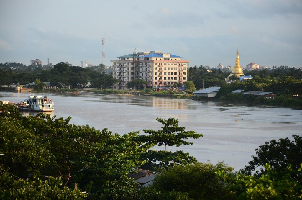 Great Glory Hotel Yangon Exterior photo